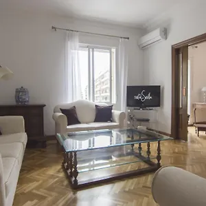 rentalsevilla-familiar-apartamento-en-los-remedios.es-andalucia.com/